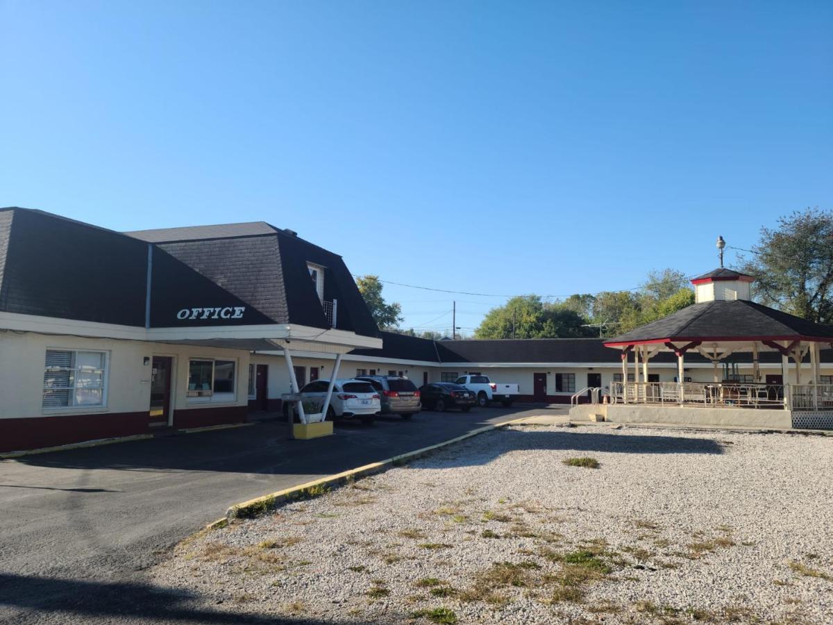Etown Motel Элизабеттаун Экстерьер фото